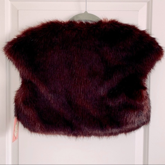 New Faux Fur Vest - Picture 3 of 5